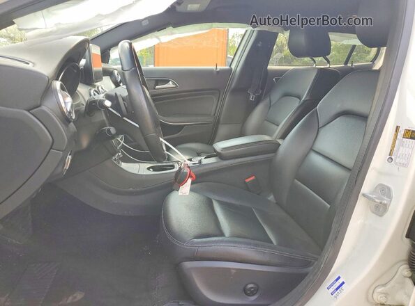 WDCTG4EB7GJ233141 2016 MERCEDES-BENZ GLA White Սալոնի դիմացի տեսք
