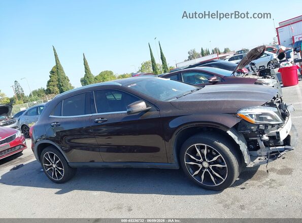 WDCTG4EB8GJ251244 2016 MERCEDES-BENZ GLA 250 Dark Brown 360 interior view