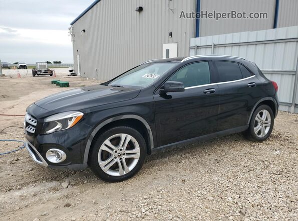 WDCTG4EB8JJ429080 2018 MERCEDES-BENZ GLA Черный Панорамный вид салона 360°