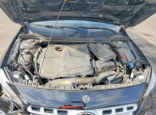 WDCTG4EB8KU015748 2019 MERCEDES-BENZ GLA Black Engine compartment view