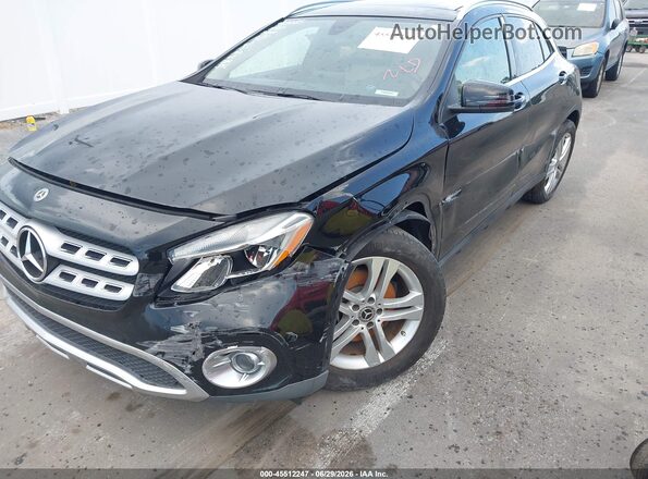 WDCTG4EB9JJ480085 2018 MERCEDES-BENZ GLA 250 Black Widok z przodu