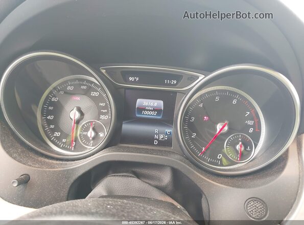 WDCTG4EB9KJ551626 2019 MERCEDES-BENZ GLA 250 Beige Հետևի նստատեղերի տեսք