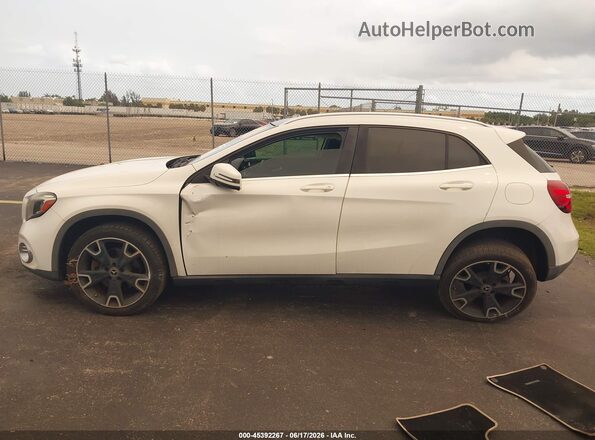 WDCTG4EB9KJ551626 2019 MERCEDES-BENZ GLA 250 Beige Սալոնի 360 աստիճան տեսք