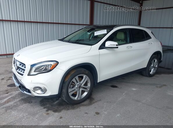WDCTG4EB9KU018934 2019 MERCEDES-BENZ GLA 250 Белый Передняя левая четверть