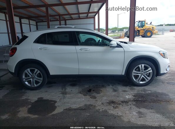 WDCTG4EB9KU018934 2019 MERCEDES-BENZ GLA 250 Белый Вид задней части салона