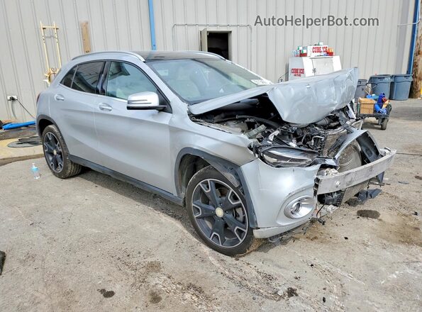 WDCTG4EBXJJ385132 2018 MERCEDES-BENZ GLA Silver Delantero derecho