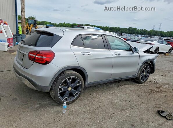 WDCTG4EBXJJ385132 2018 MERCEDES-BENZ GLA Silver Trasero derecho