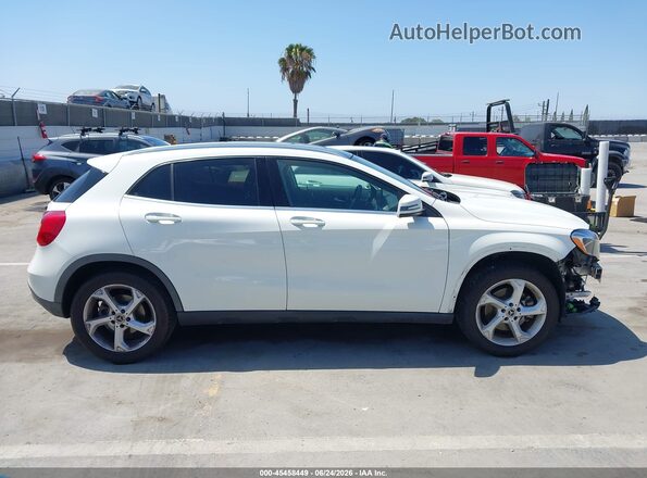 WDCTG4GB0JJ415459 2018 MERCEDES-BENZ GLA 250 White სალონის 360-გრადუსიანი ხედი