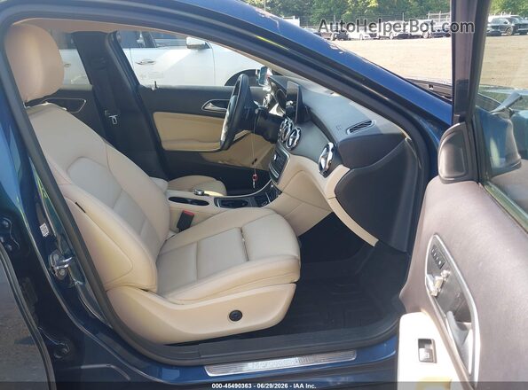 WDCTG4GB0LJ662922 2020 MERCEDES-BENZ GLA 250 Dark Blue Front interior view