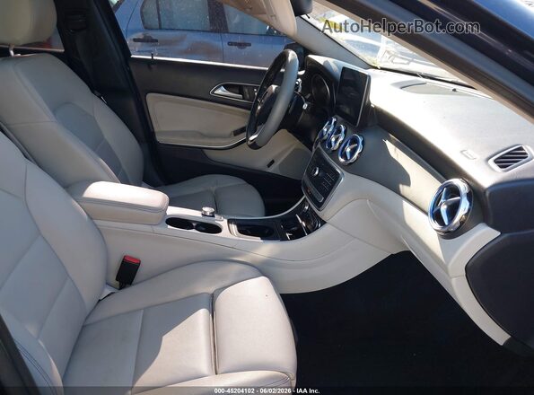 WDCTG4GB4JJ371501 2018 MERCEDES-BENZ GLA 250 Blue Front interior view
