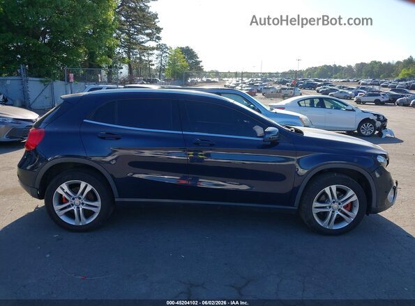 WDCTG4GB4JJ371501 2018 MERCEDES-BENZ GLA 250 Blue Rear interior view