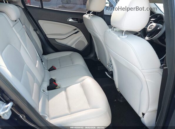 WDCTG4GB4JJ371501 2018 MERCEDES-BENZ GLA 250 Blue VIN sticker view