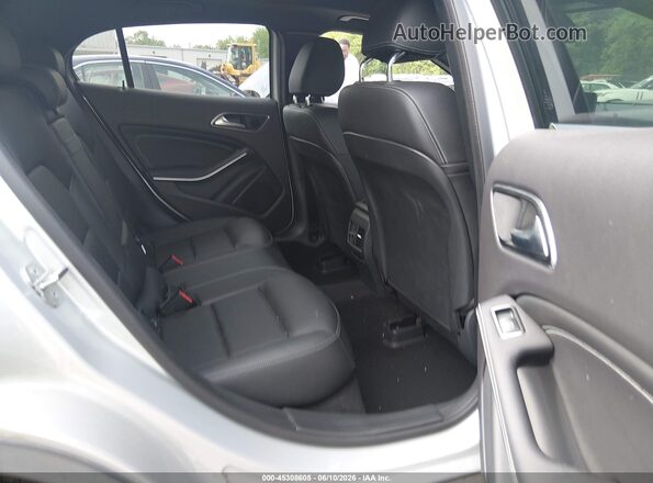 WDCTG4GB4KU013833 2019 MERCEDES-BENZ GLA 250 Silver 