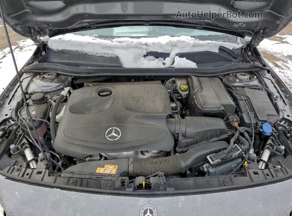WDCTG4GB4LJ680646 2020 MERCEDES-BENZ GLA Gray Rear interior view