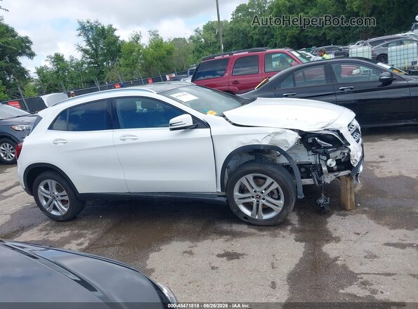 WDCTG4GB5KJ553239 2019 MERCEDES-BENZ GLA 250 White Widok wnętrza z tyłu