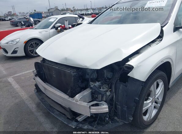 WDCTG4GBXHJ297706 2017 MERCEDES-BENZ GLA 250 White Widok z przodu