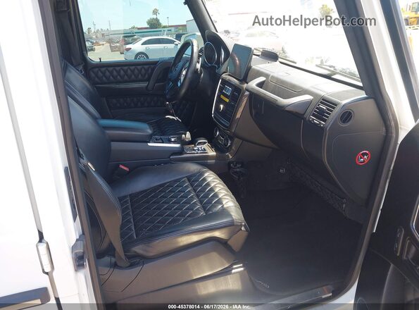 WDCYC7DF3HX262934 2017 MERCEDES-BENZ AMG G 63 White Widok wnętrza z przodu