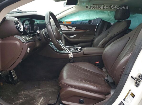 WDD2J5JB0KA044019 2019 MERCEDES-BENZ CLS-CLASS White Front interior view