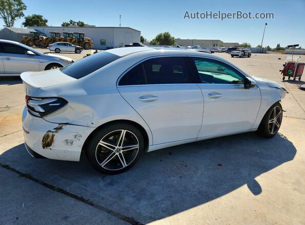 WDD3G4EB0KW021639 2019 MERCEDES-BENZ A Белый 