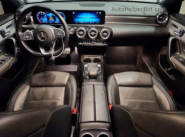WDD3G4EB1KW017714 2019 MERCEDES-BENZ A Black Widok deski rozdzielczej