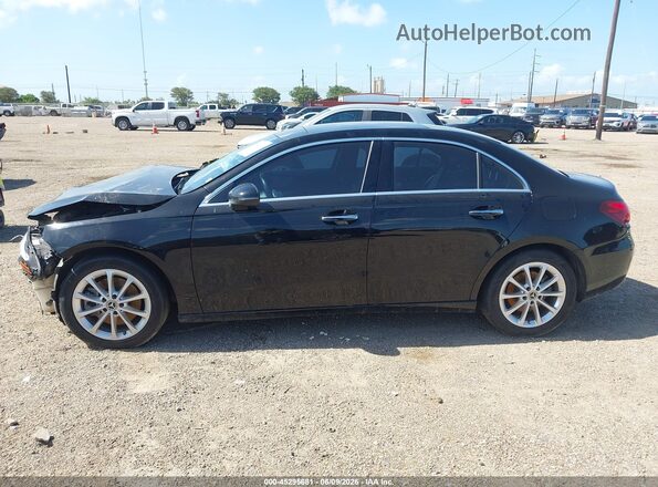 WDD3G4EB3KW024437 2019 MERCEDES-BENZ A 220 Black 