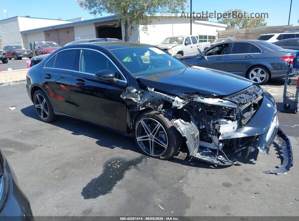 WDD3G4EB5KW017294 2019 MERCEDES-BENZ A 220 Black Vista interior trasera