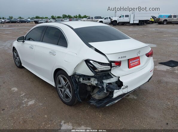 WDD3G4EB5KW017831 2019 MERCEDES-BENZ A 220 White Trasero izquierdo