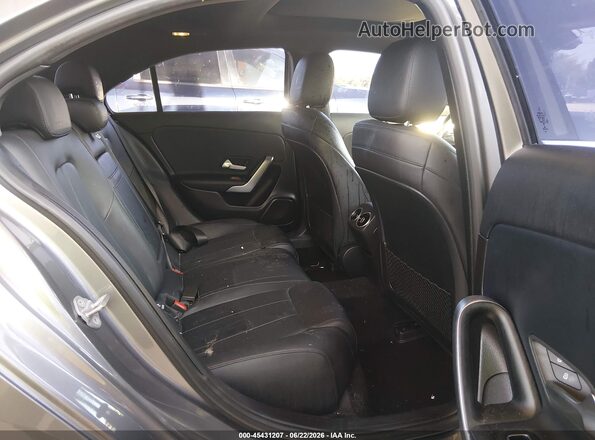 WDD3G4EB5KW020390 2019 MERCEDES-BENZ A 220 Gray VIN կոդի պիտակի տեսք
