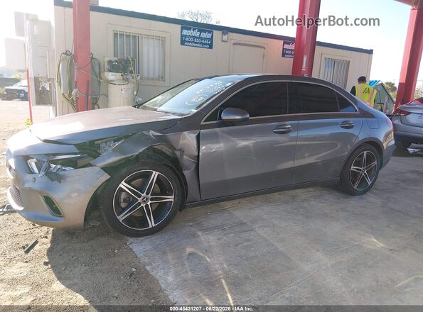 WDD3G4EB5KW020390 2019 MERCEDES-BENZ A 220 Gray Դիմացի տեսք