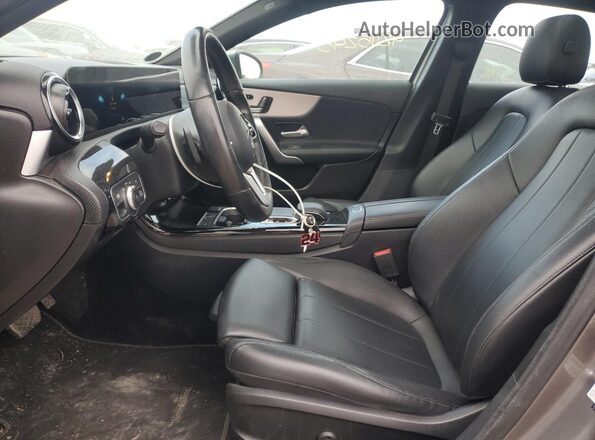 WDD3G4EB5LW041645 2020 MERCEDES-BENZ A Gray Widok wnętrza z przodu