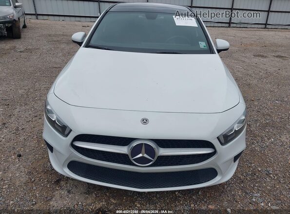 WDD3G4EB6LW042321 2020 MERCEDES-BENZ A 220 White Widok wnętrza z tyłu