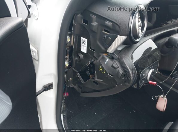 WDD3G4EB6LW042321 2020 MERCEDES-BENZ A 220 White 