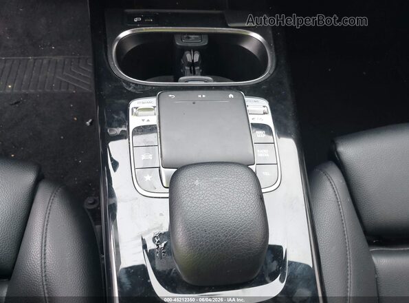 WDD3G4EB6LW042321 2020 MERCEDES-BENZ A 220 White 