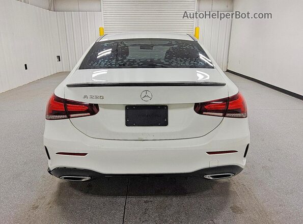 WDD3G4EB8KW005429 2019 MERCEDES-BENZ A White 