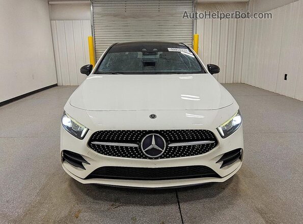 WDD3G4EB8KW005429 2019 MERCEDES-BENZ A White 