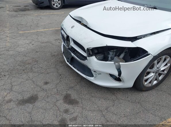 WDD3G4EB9LW037730 2020 MERCEDES-BENZ A 220 White Front view
