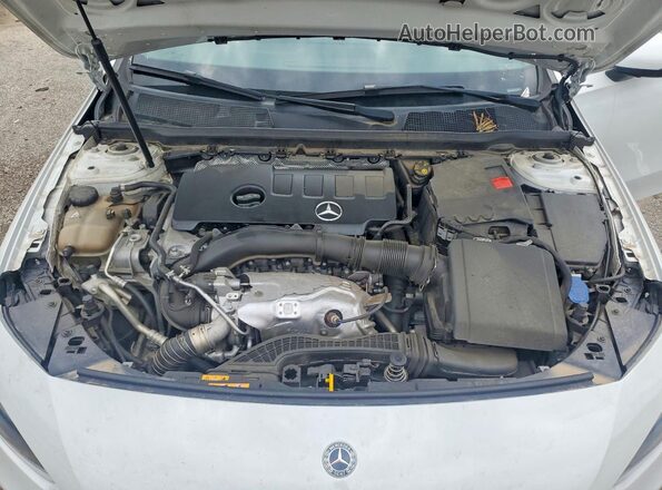 WDD3G4EB9LW039462 2020 MERCEDES-BENZ A Белый Вид задней части салона