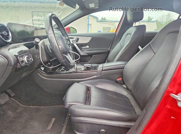WDD3G4FB2KW024346 2019 MERCEDES-BENZ A Red Front interior view