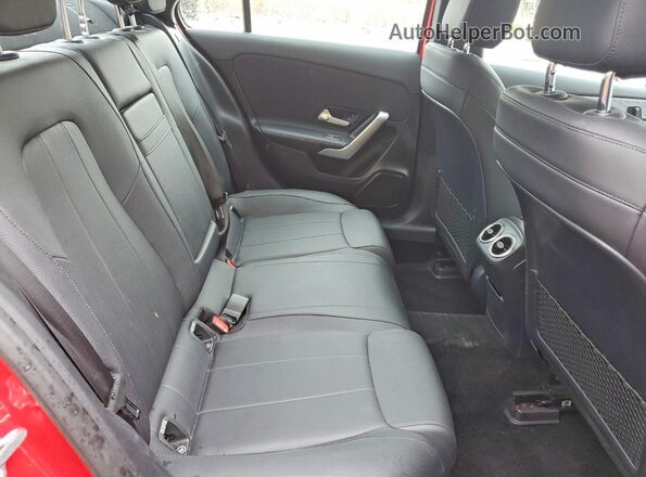 WDD3G4FB4LW039481 2020 MERCEDES-BENZ A Red Вид задніх сидінь