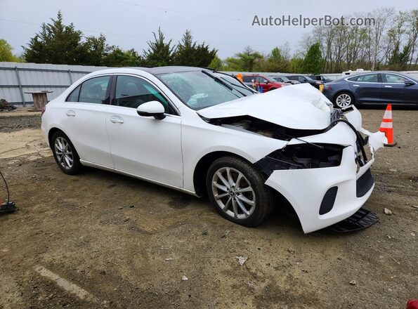 WDD3G4FB5KW024941 2019 MERCEDES-BENZ A White Передня права чверть