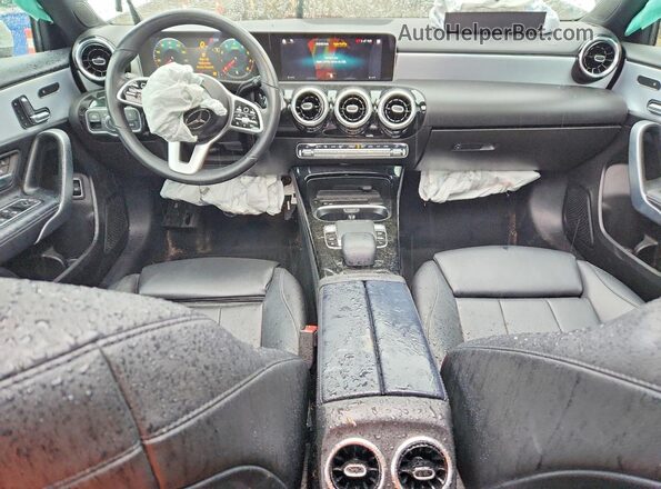 WDD3G4FB5KW024941 2019 MERCEDES-BENZ A White Вид панелі приладів