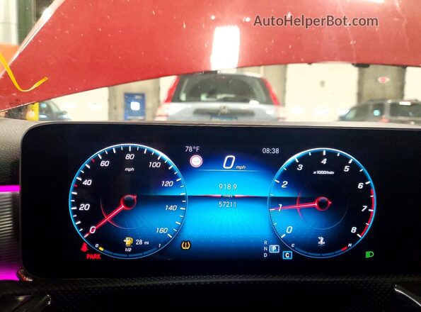 WDD3G4FB8KW020026 2019 MERCEDES-BENZ A Red Widok zestawu wskaźników