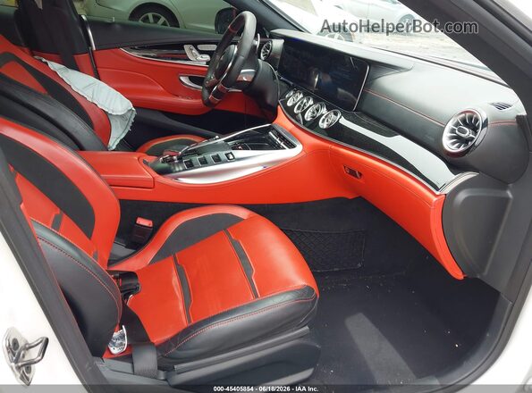 WDD7X8JB3KA008220 2019 MERCEDES-BENZ AMG GT 63 4-DOOR COUPE White Front interior view