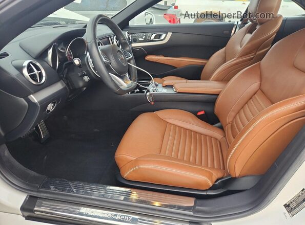 WDDJK7DA2HF043313 2017 MERCEDES-BENZ SL White წინა სალონის ხედი
