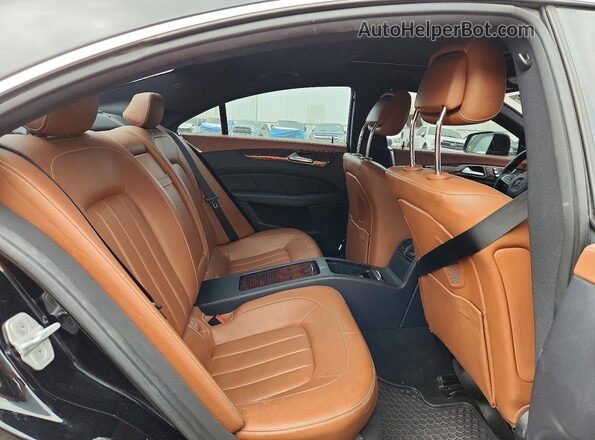 WDDLJ6HB9GA163677 2016 MERCEDES-BENZ CLS-CLASS Черный Вид задних сидений