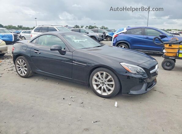 WDDPK3JA6JF155982 2018 MERCEDES-BENZ SLC Black Front right