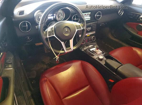 WDDPK3JA9GF122502 2016 MERCEDES-BENZ SLK Gray Widok deski rozdzielczej