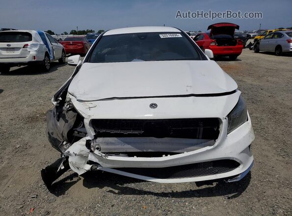 WDDSJ4EB0JN639898 2018 MERCEDES-BENZ CLA-CLASS White Widok z przodu