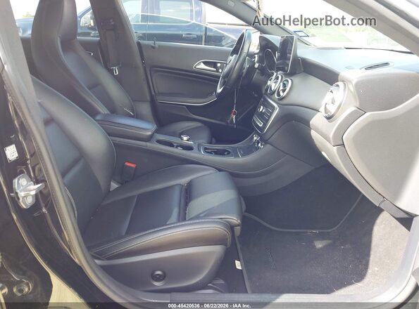 WDDSJ4EB0KN739842 2019 MERCEDES-BENZ CLA 250 Black წინა სალონის ხედი