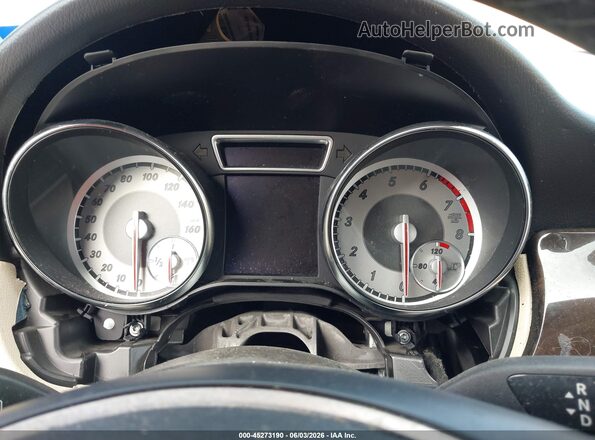 WDDSJ4EB1GN305727 2016 MERCEDES-BENZ CLA 250 Beige Vista de los asientos traseros